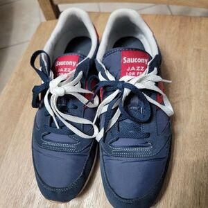 Saucony Men's Jazz Low Pro Navy and Red Sneakers